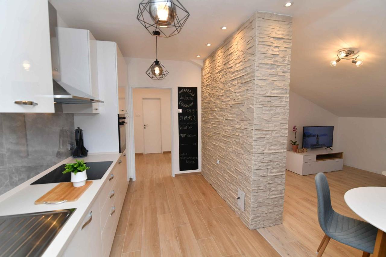 Apartman Leona Ловран Экстерьер фото