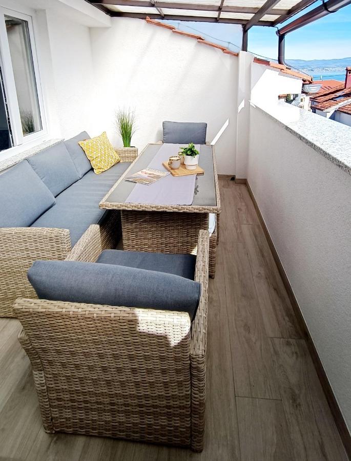 Apartman Leona Ловран Экстерьер фото