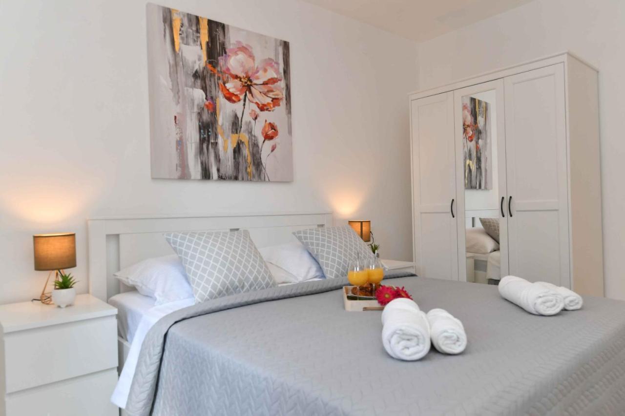 Apartman Leona Ловран Экстерьер фото