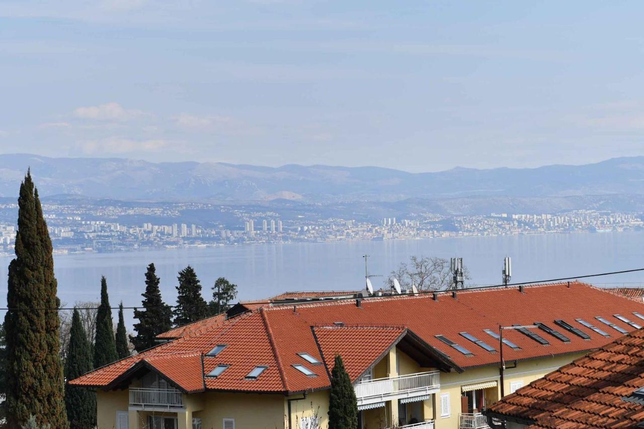 Apartman Leona Ловран Экстерьер фото